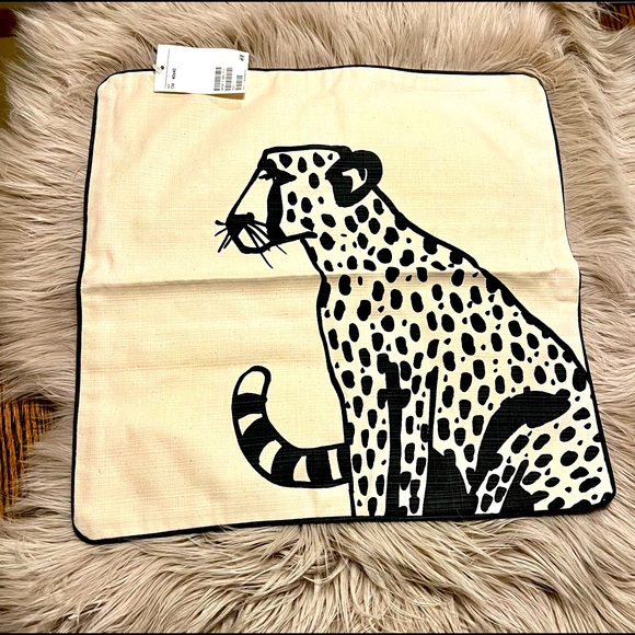 H&M Accents Nwt 2 Hms Pillow Covers Black Off Cream Reversible Two